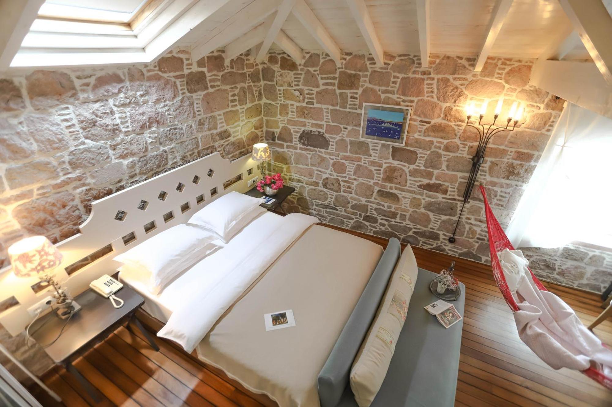 Cunda Lena Otel Ayvalik Exterior foto